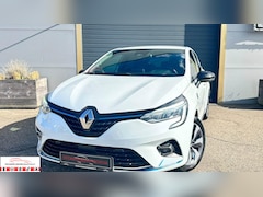 Renault Clio - 1.6 E-Tech Hybrid 140 Premiere Edition