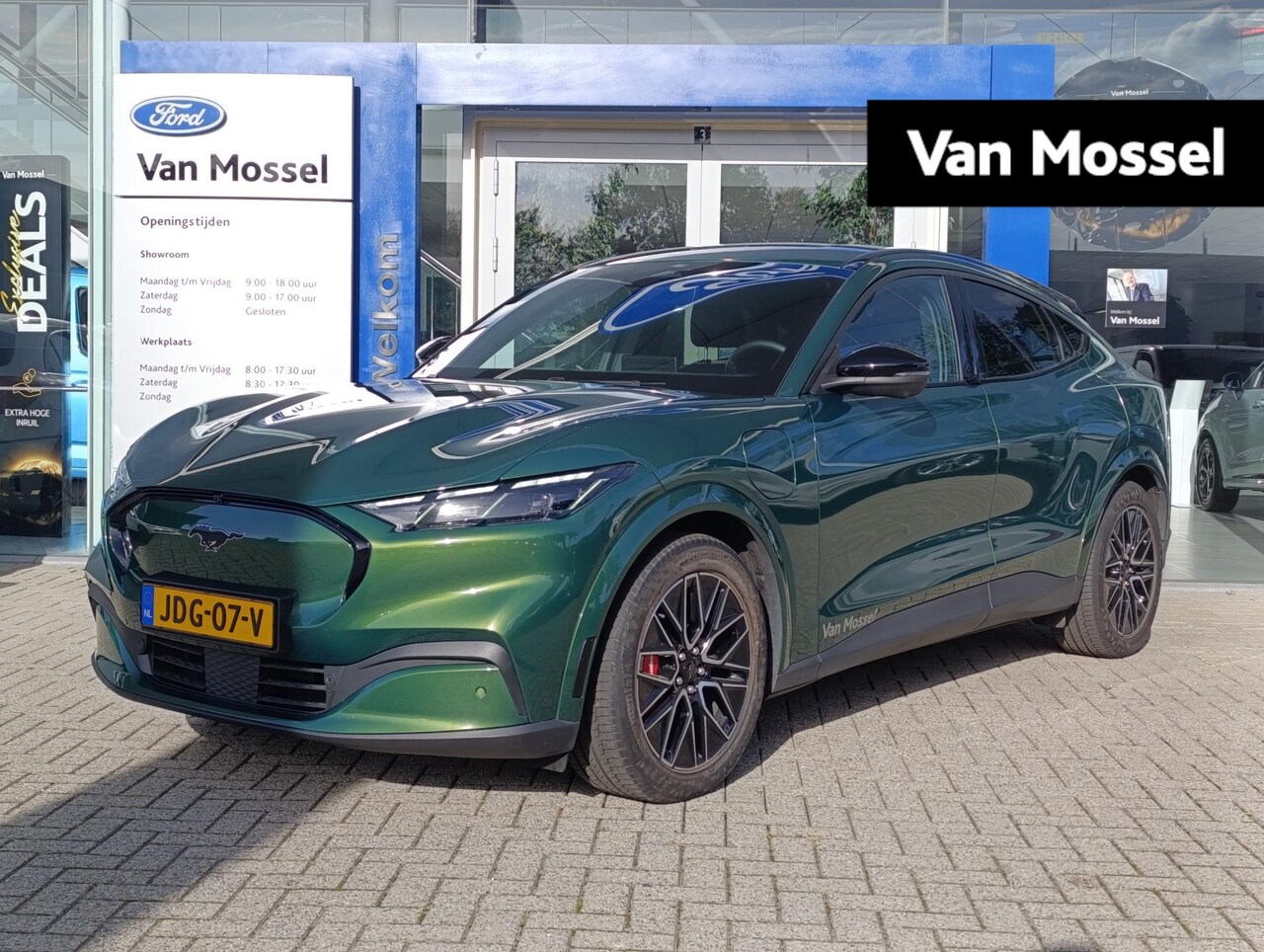 Ford Mustang Mach-E - Extended Premium RWD 88 kWh | Technologie Pack | Adaptive Cruise | 360 camera | B&O Sound - AutoWereld.nl