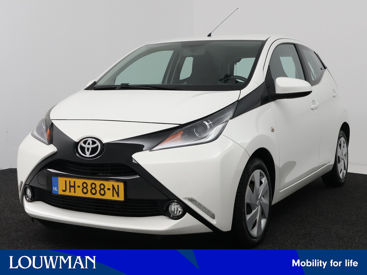 Toyota Aygo - 1.0 VVT-i x-play | Camera | Airco | - AutoWereld.nl