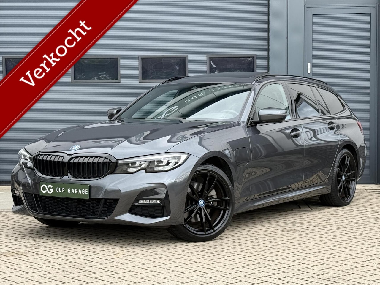 BMW 3-serie Touring - 320e M-Sport|Camera|Pano|Trekhaak|19" - AutoWereld.nl