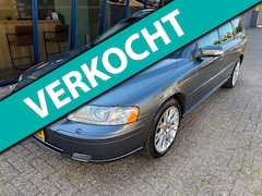 Volvo V70 - 2.4 Edition Sport Automaat LEER / NAVI / TREKHAAK