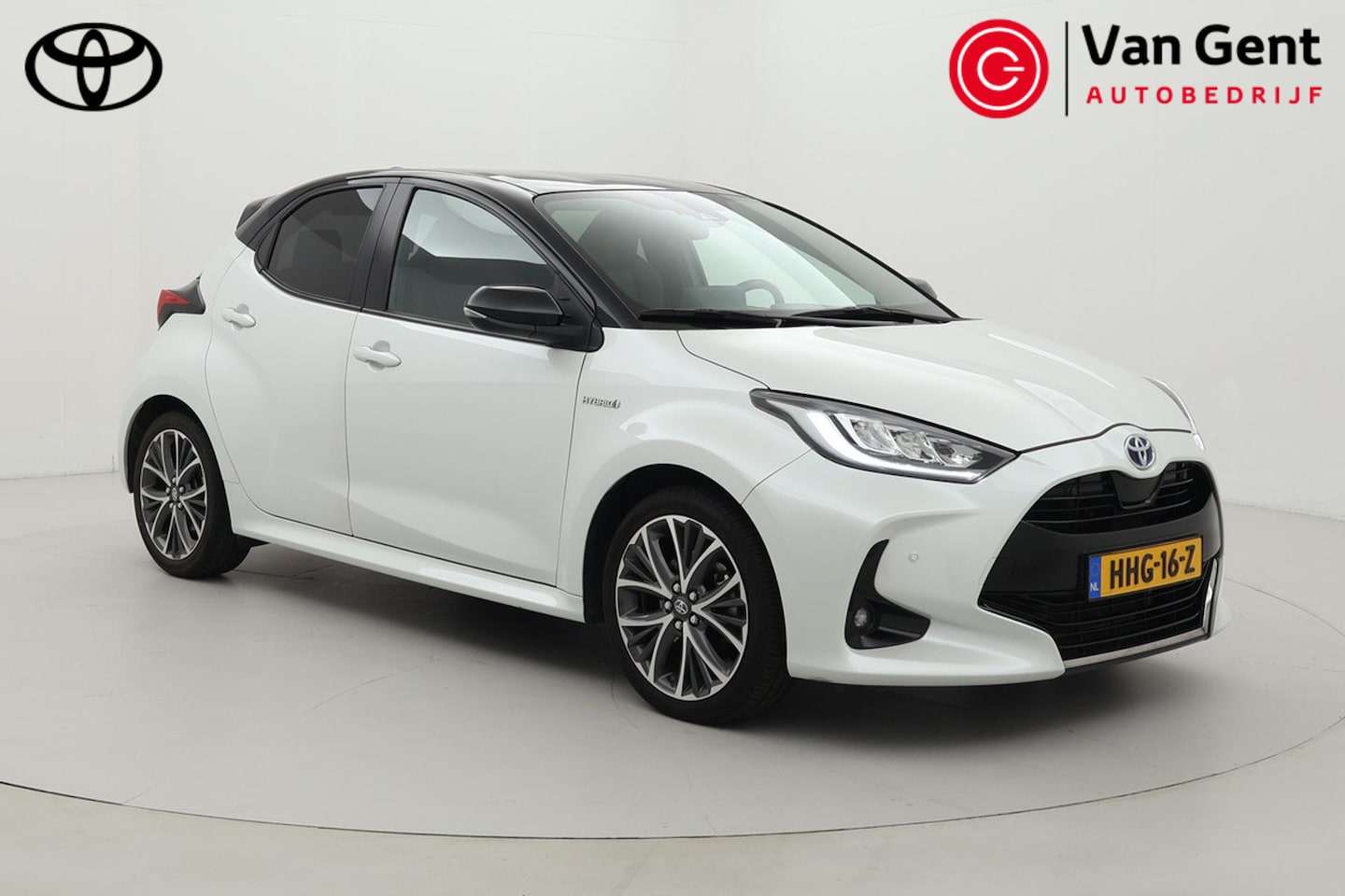 Toyota Yaris - 1.5 Hybrid Launch Edition | Trekhaak | Dodehoek detectie | Head-up display | Stoelverwarmi - AutoWereld.nl