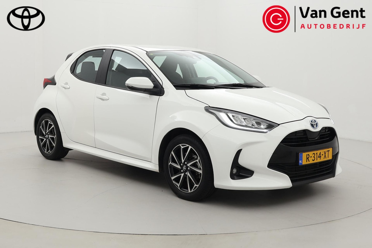 Toyota Yaris - 1.5 Hybrid Dynamic | Apple Carplay / Android Auto | Keyless | Adaptive Cruise | Clima | Pa - AutoWereld.nl