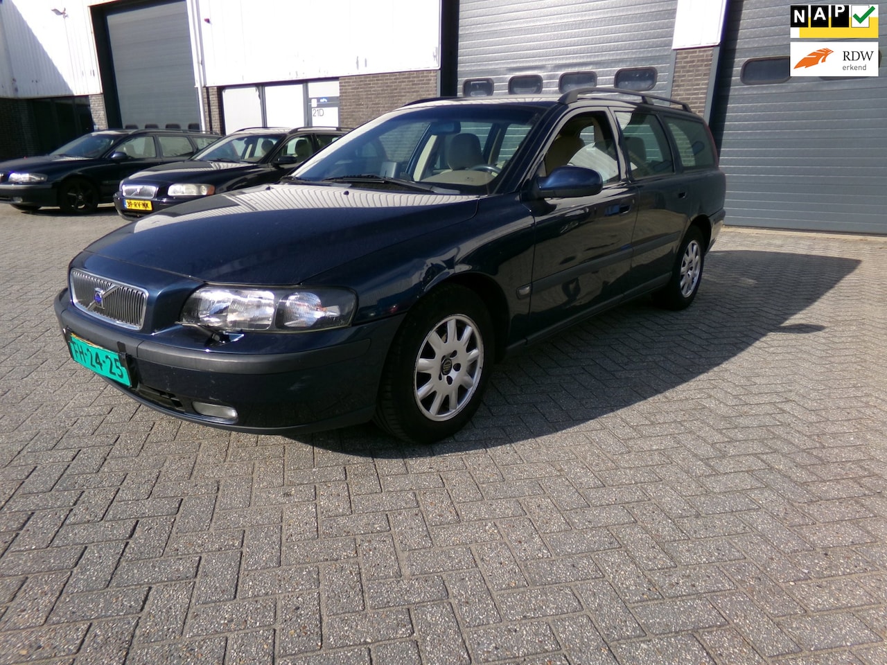 Volvo V70 - 2.4 Ocean Race aut - AutoWereld.nl