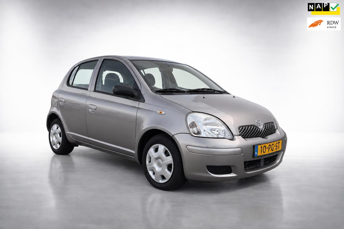 Toyota Yaris - 1.3 VVT-i Idols|Airco|unieke km stand - AutoWereld.nl