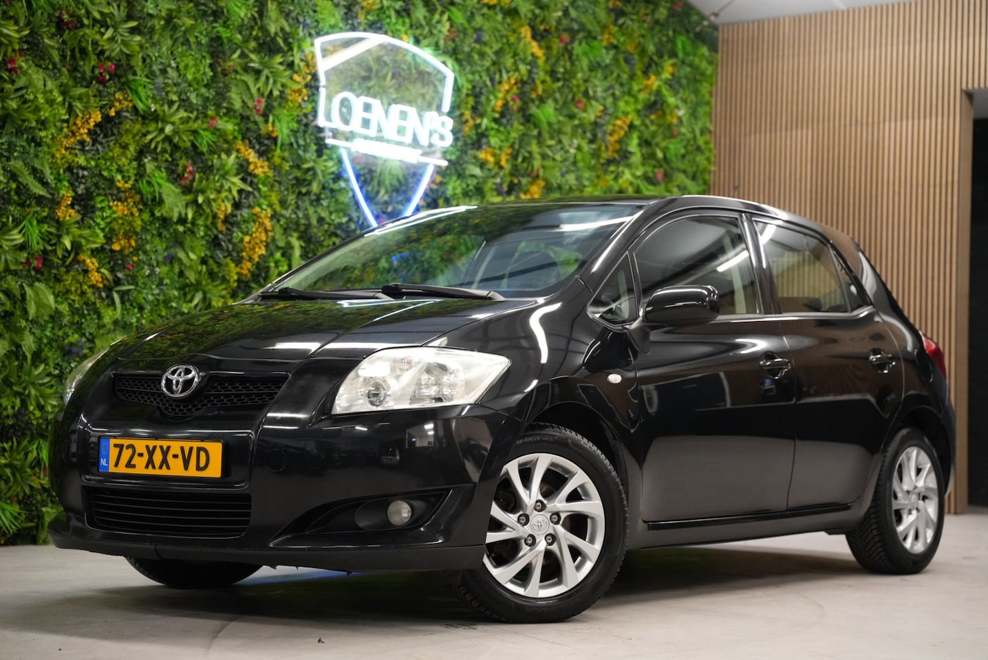 Toyota Auris - 1.6-16V Sol / Trekhaak / Cruise / Airco / Radio - AutoWereld.nl