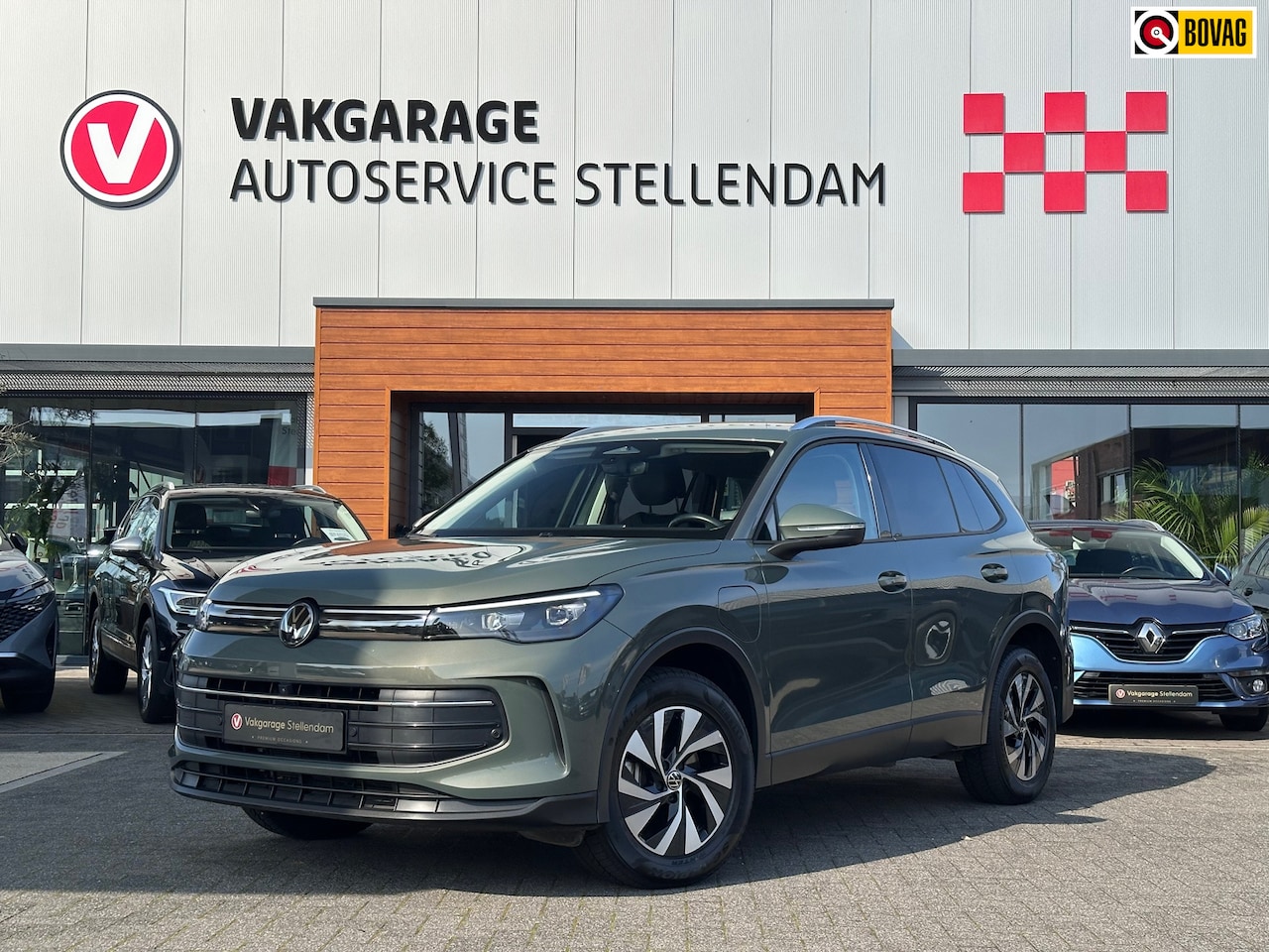 Volkswagen Tiguan - 1.5 eHybrid Life Edition 204pk|Elektr Kofferklep|IQ Light|SOH 98,3%|360 Camera|ACC - AutoWereld.nl