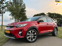 Kia Stonic - 1.0 T-GDi ExecutiveLine | Camera | Apple CarPlay/Android Auto | Leder | Stuur-/Stoelverwar