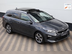 Kia Cee'd Sportswagon - Ceed 1.4 T-GDi ExecutiveLine Pano Leer luxe