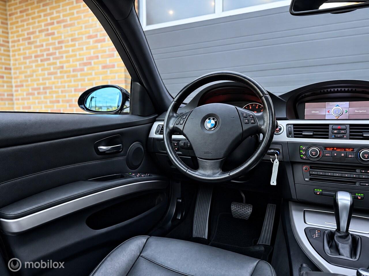 BMW 3-serie Touring - 318i high Executive|Panaroma|Automaat|LM - AutoWereld.nl