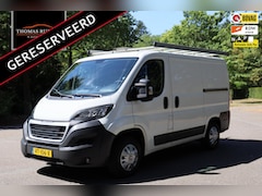 Peugeot Boxer - 330 2.2 HDI L1H1 XR 2016 | Dubbele Schuifdeur | Trekhaak | Parkeersensoren | Imperiaal | S