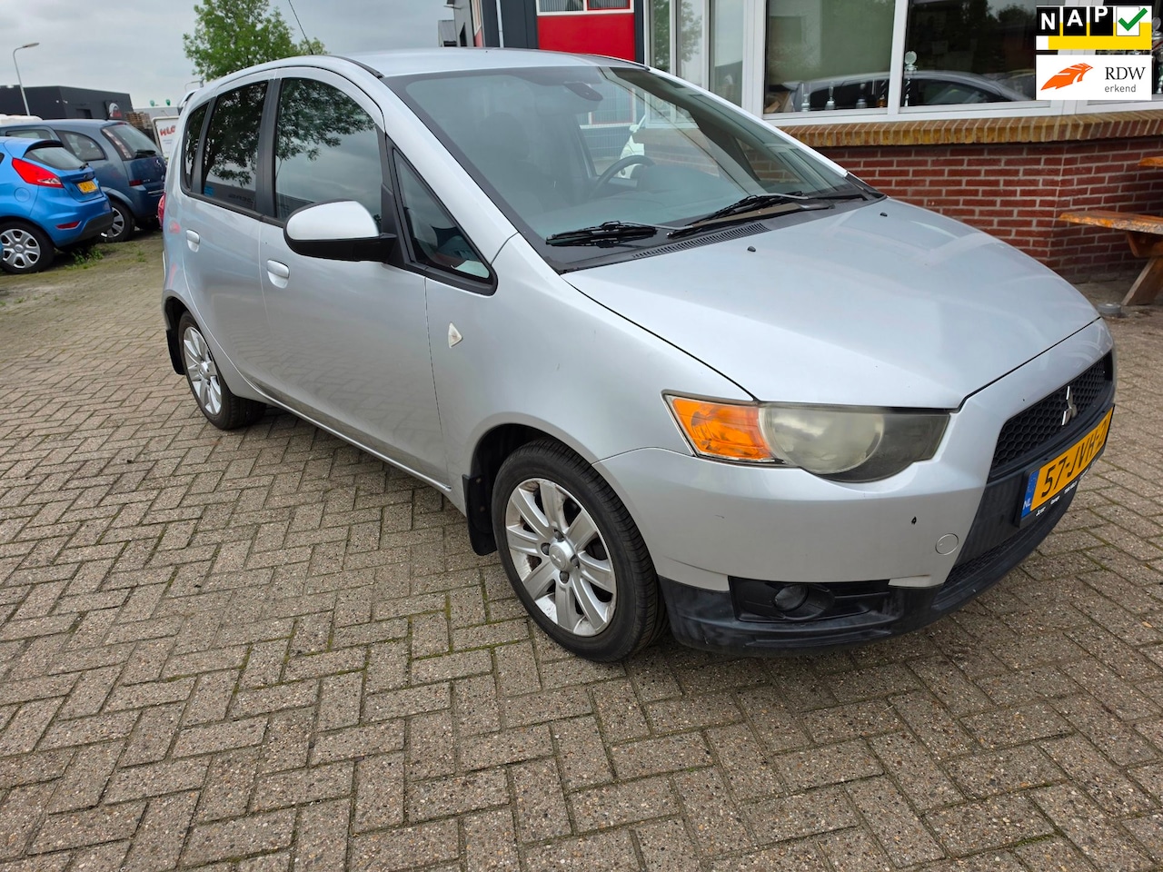 Mitsubishi Colt - 1.3 Intro Edition 1.3 Intro Edition - AutoWereld.nl