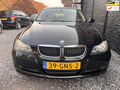 BMW 3-serie Touring - 318i Business Line
