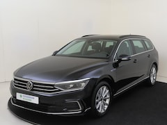 Volkswagen Passat Variant - 1.4 TSI PHEV GTE Business | SoH 94% | Achteruitrijcamera | Matrix LED verlichting | Adapti