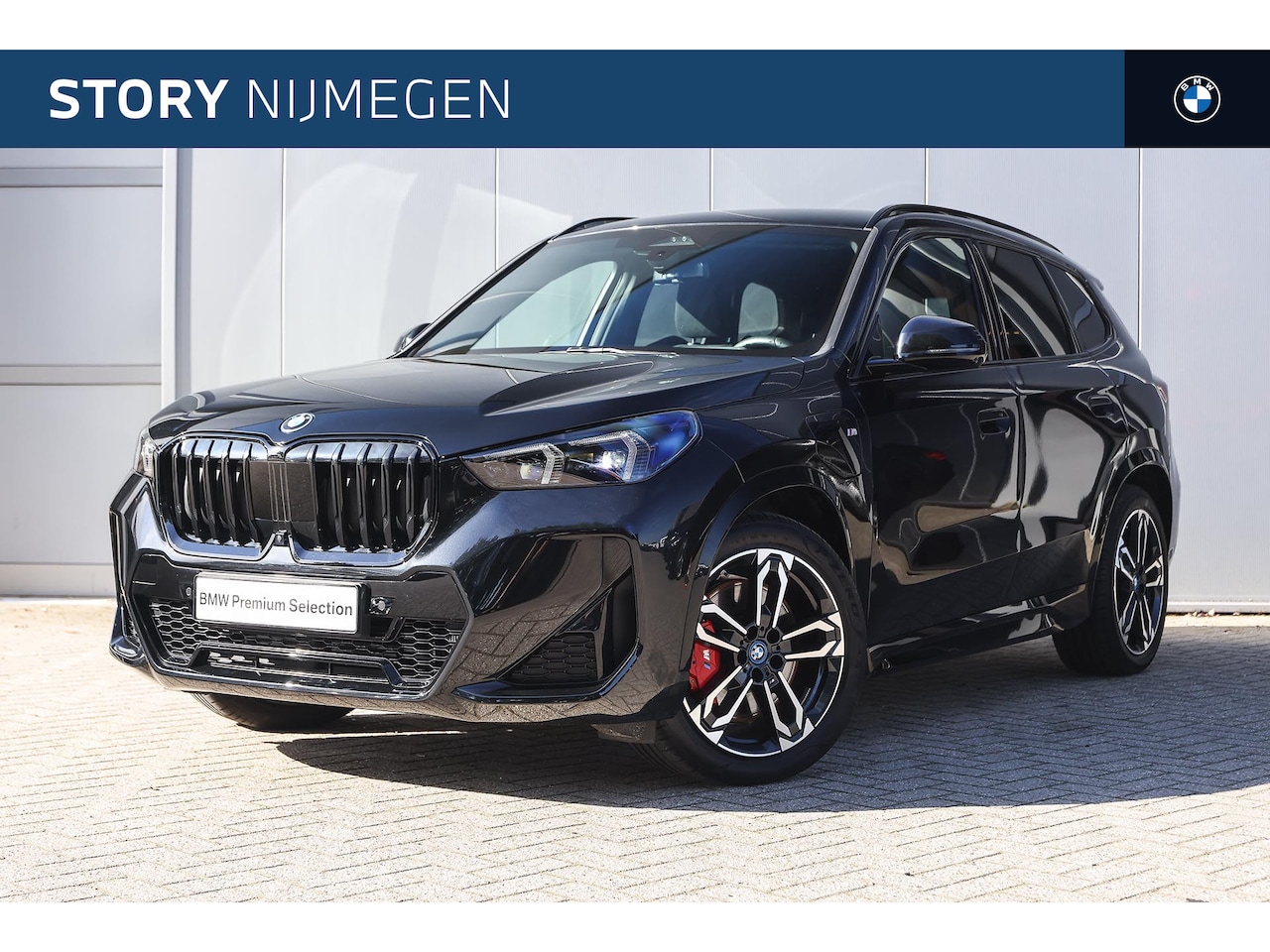 BMW X1 - xDrive25e M Sport Automaat / Sportstoelen / Comfort Access / Head-Up / Adaptieve LED / Par - AutoWereld.nl