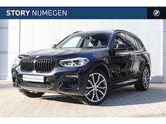BMW X3 - xDrive30e M Sport Automaat / Trekhaak / Panoramadak / Sportstoelen / Comfort Access / Acht