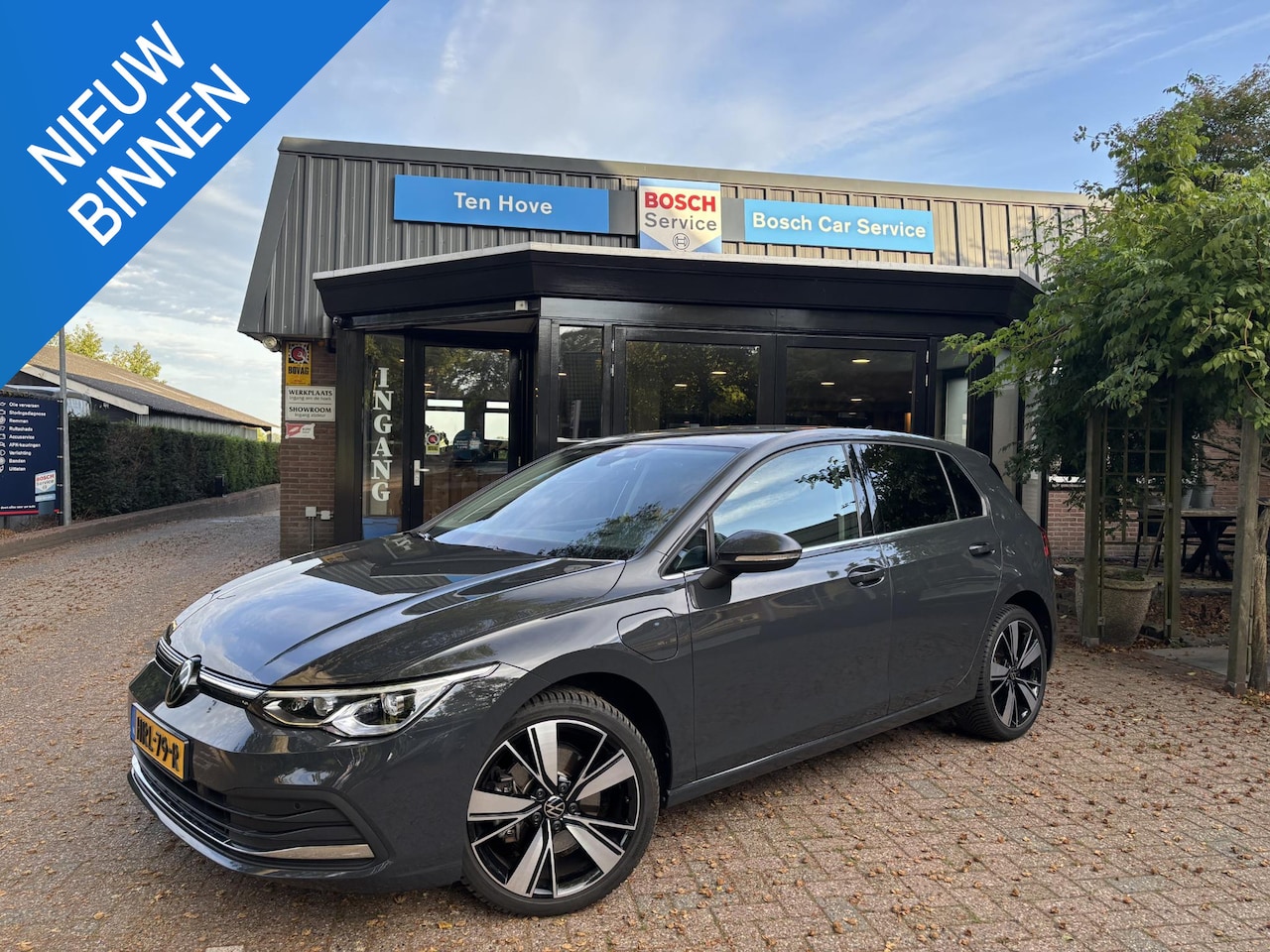 Volkswagen Golf - 1.4 eHybrid Style|Trekhaak|App-Connect|Camera|18" - AutoWereld.nl