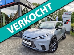 Lexus LBX - 1.5 2WD HYBRIDE COMFORT/PARK.SENS V+A/DODE HOEK DETECTIE