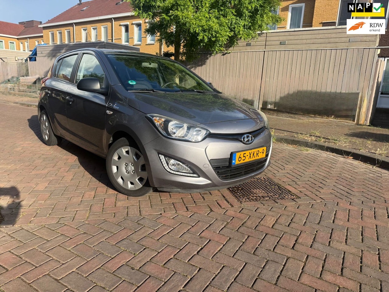 Hyundai i20 - 1.2i Business Edition *45DKM* - AutoWereld.nl