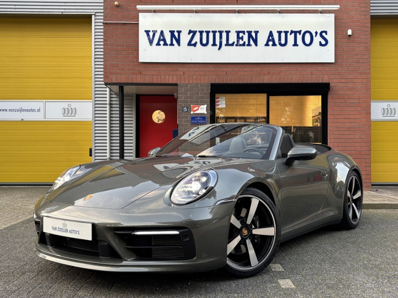 Porsche 911 Cabrio - 3.0 Carrera 4S 450pk PDK BOSE Sportuitlaat Sportchrono Sportdesign PASM 18W - AutoWereld.nl