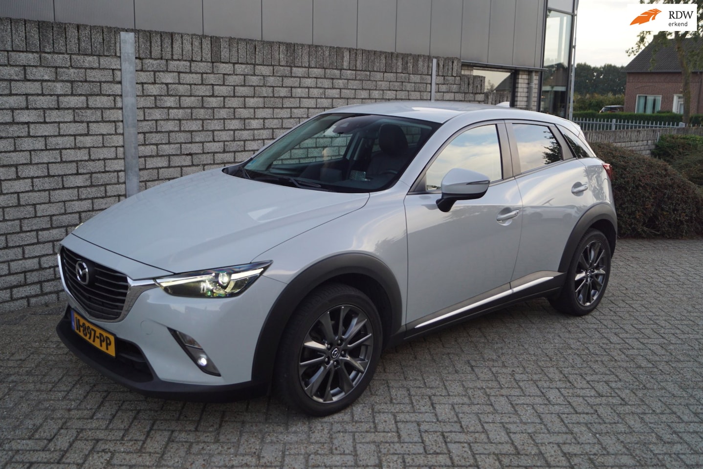 Mazda CX-3 - 2.0 SkyActiv-G 150 PK GT-M 4WD Leder Sportst Stoeverw Navi Camera Clima Cruise LED Kopl PD - AutoWereld.nl
