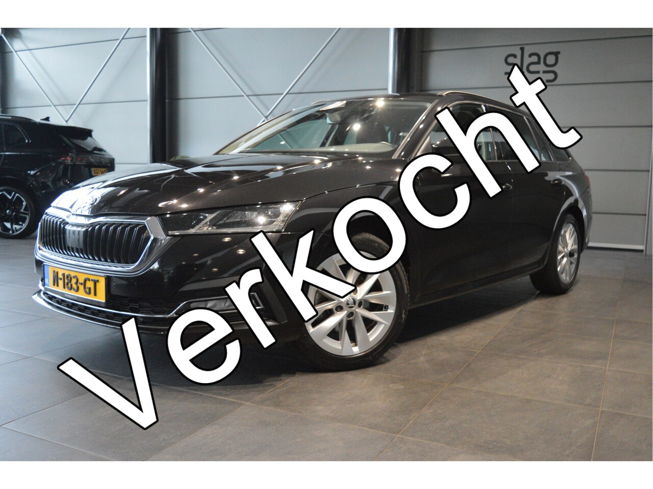 Skoda Octavia Combi - 2.0 TDI Style navi clima cruise led trekhaak !! - AutoWereld.nl