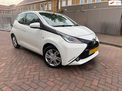 Toyota Aygo - 1.0 VVT-i x-pose 2017 *Camera* Inruilkoopje