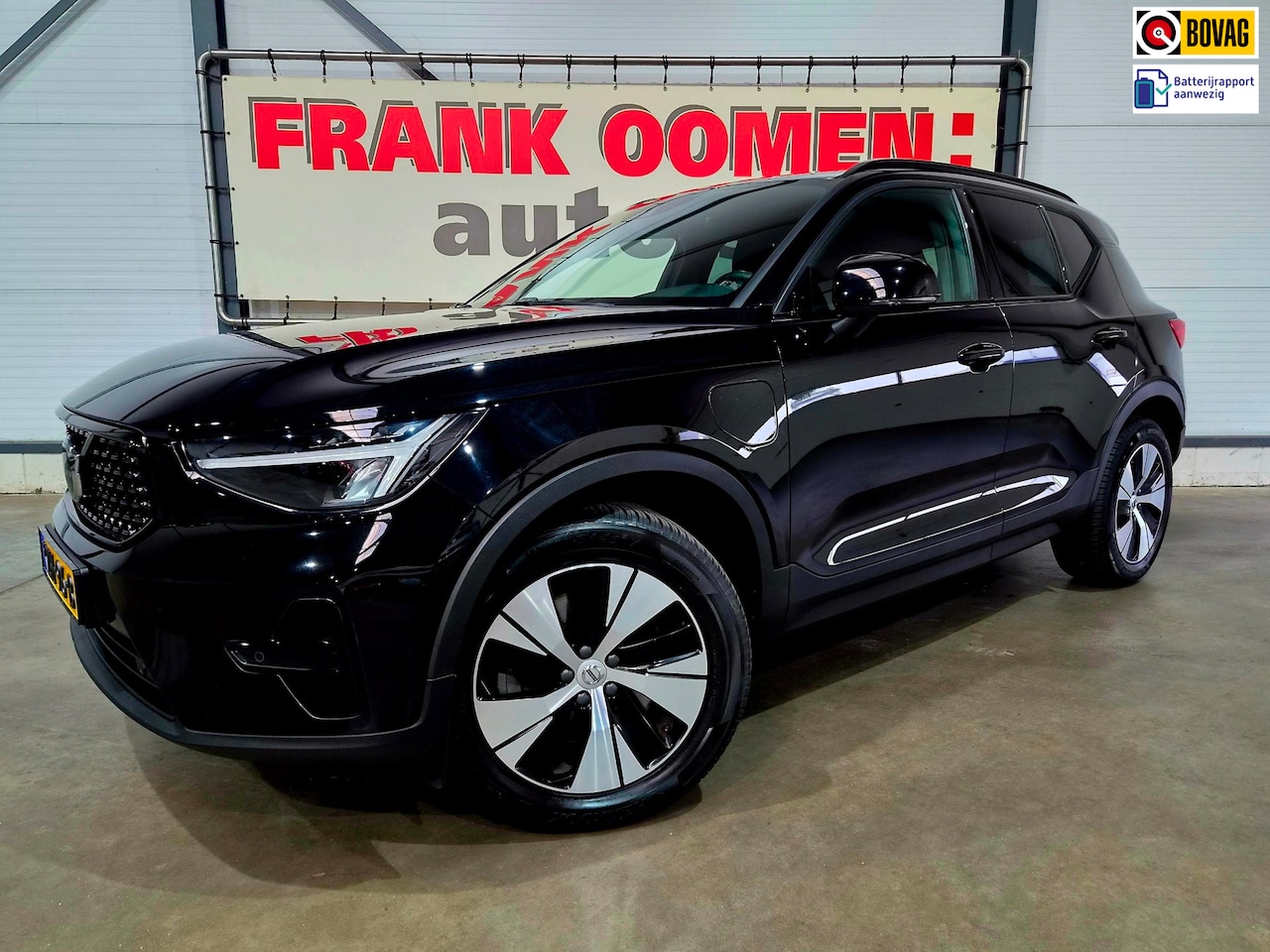 Volvo XC40 - 1.5 T4 211PK Recharge Inscription SOH98% + Black on black|Trekhaak|Harman Kardon|Sfeerverl - AutoWereld.nl