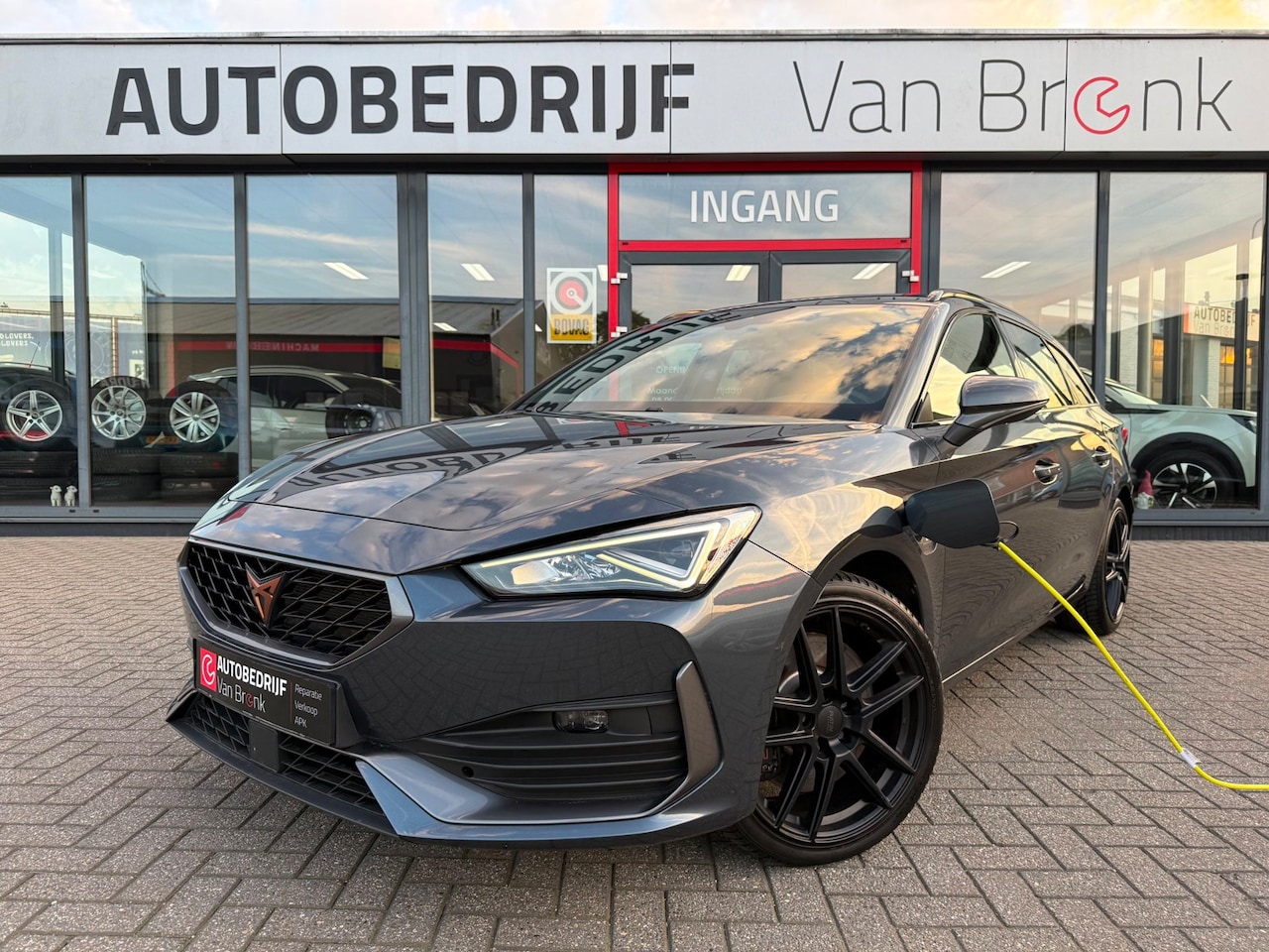 CUPRA Leon Sportstourer - 1.4 e-Hybrid VZ | 245PK | Virtual Cockpit - AutoWereld.nl