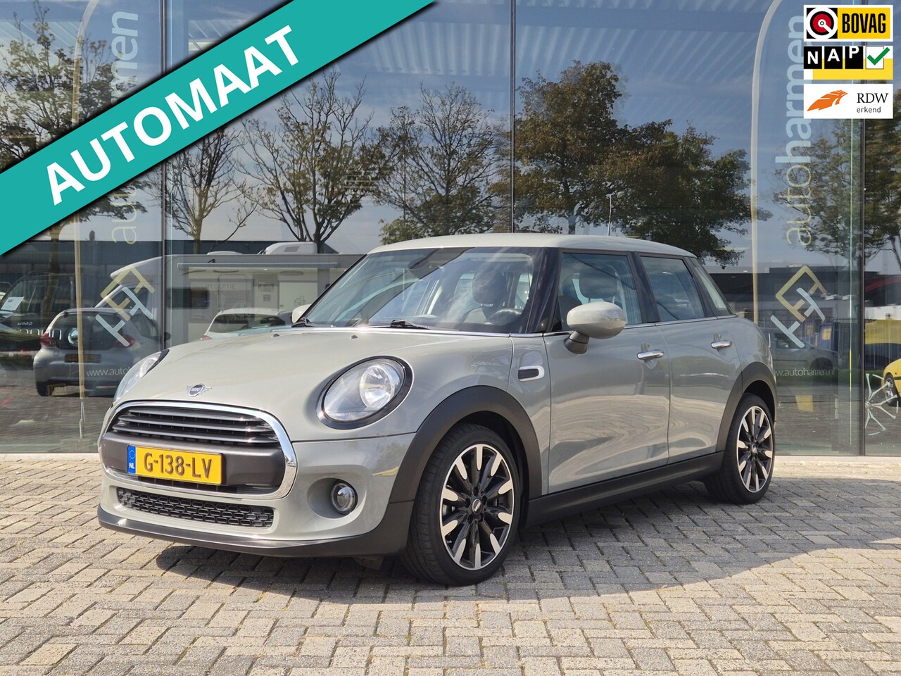 MINI 5-Deurs - One 1.5 NAP, 17 inch, PDC, Climate Control - AutoWereld.nl