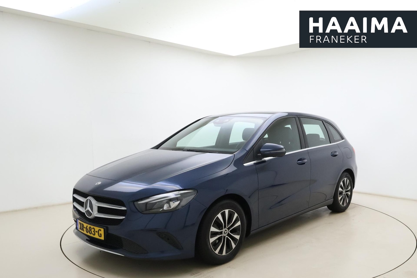 Mercedes-Benz B-klasse - 180 Business Solution 136pk | Automaat | Navigatie | Luxe bekleding | Trekhaak | Climate C - AutoWereld.nl