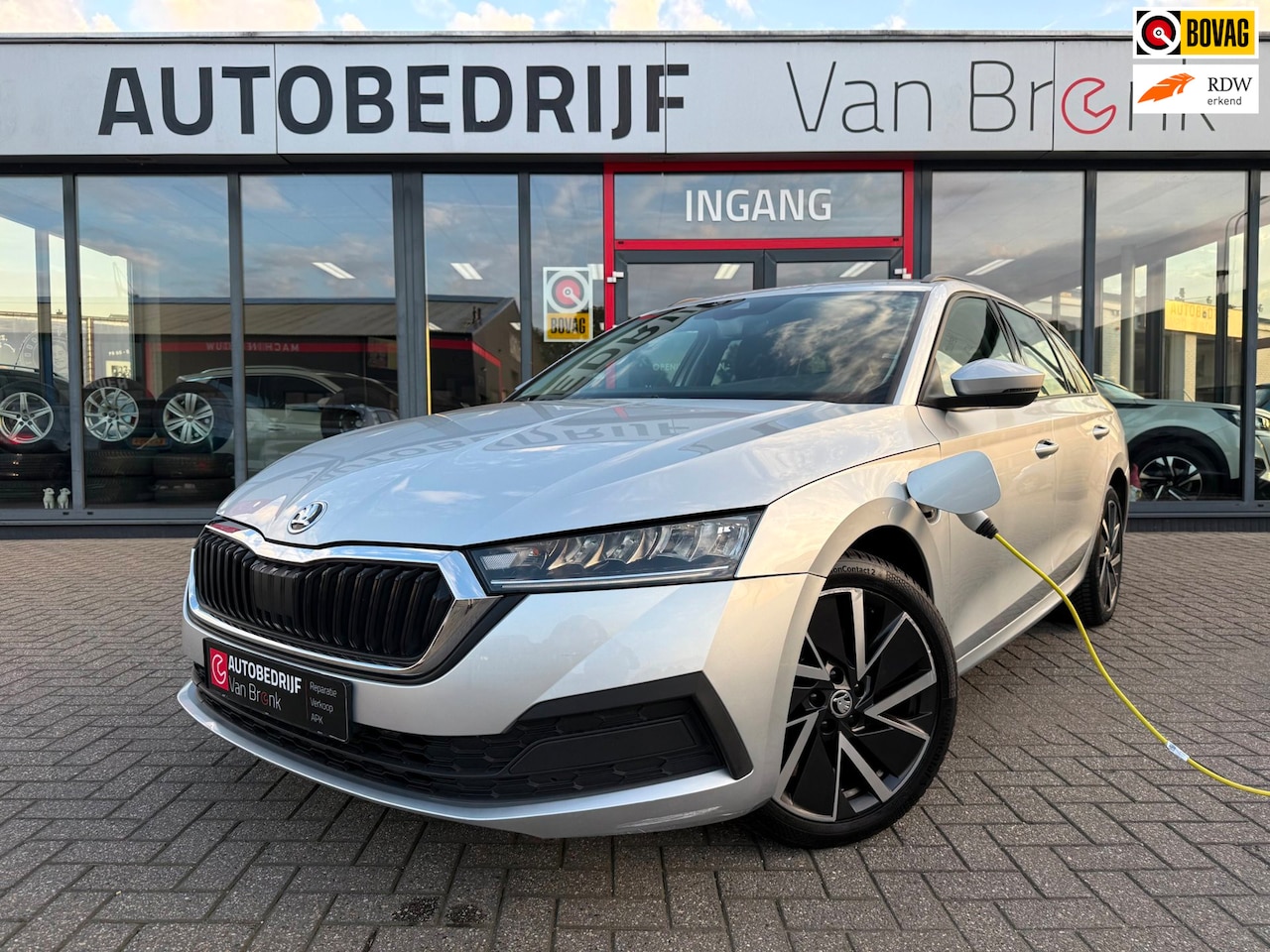 Skoda Octavia Combi - 1.4 TSI iV PHEV | Virtual Cockpit | LED - AutoWereld.nl