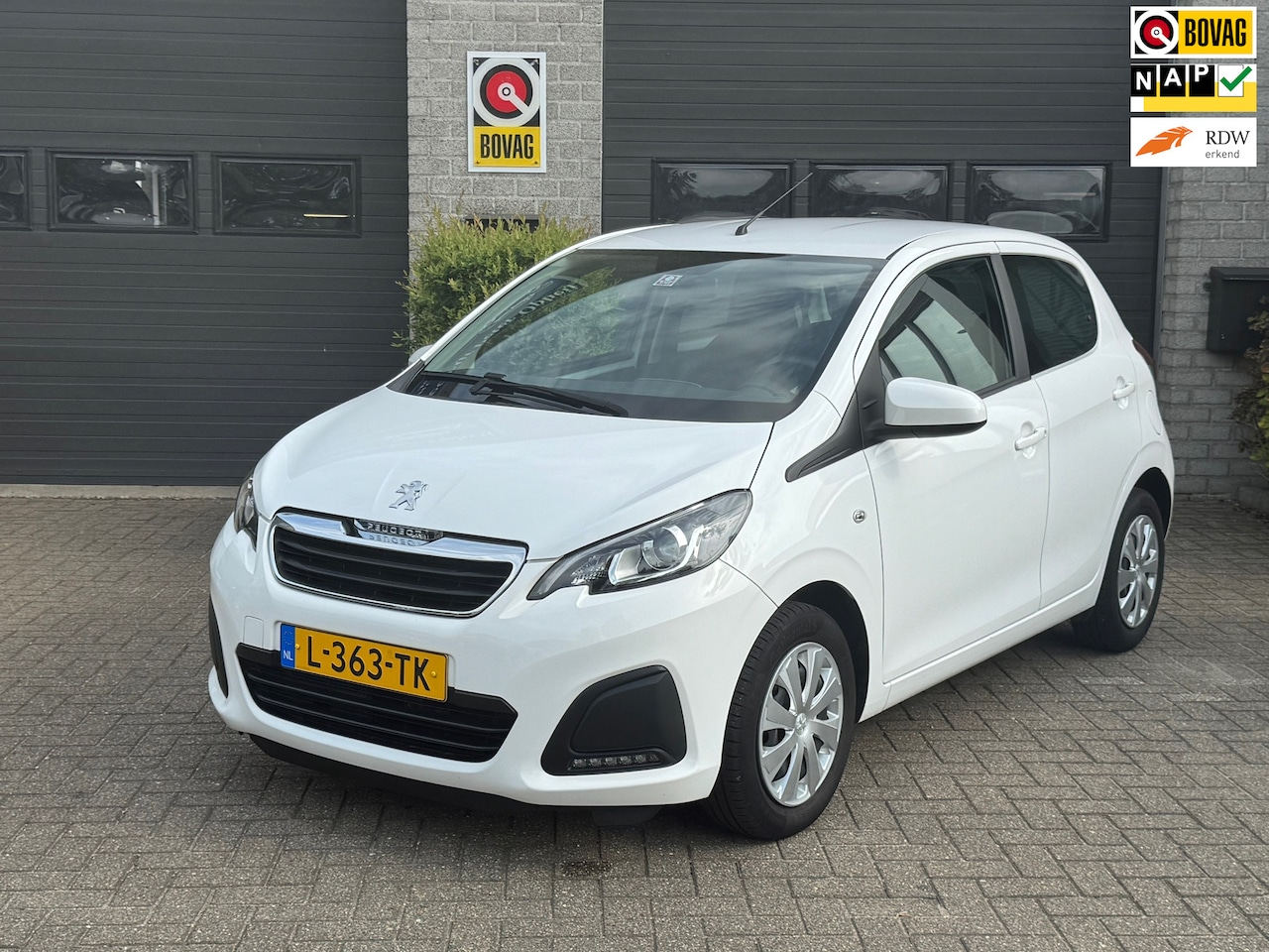 Peugeot 108 - 1.0 e-VTi Active *Airco*Carplay*Garantie - AutoWereld.nl