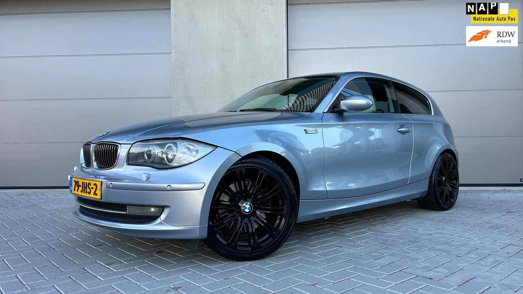 BMW 1-serie - 130i High Exe, Nieuwe motor! 265PK, Leder - AutoWereld.nl