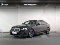 BMW i5 - Sedan eDrive40 M Sport Edition 84 kWh | M Sportpakket | Travel Pack | Comfort Pack | Elect
