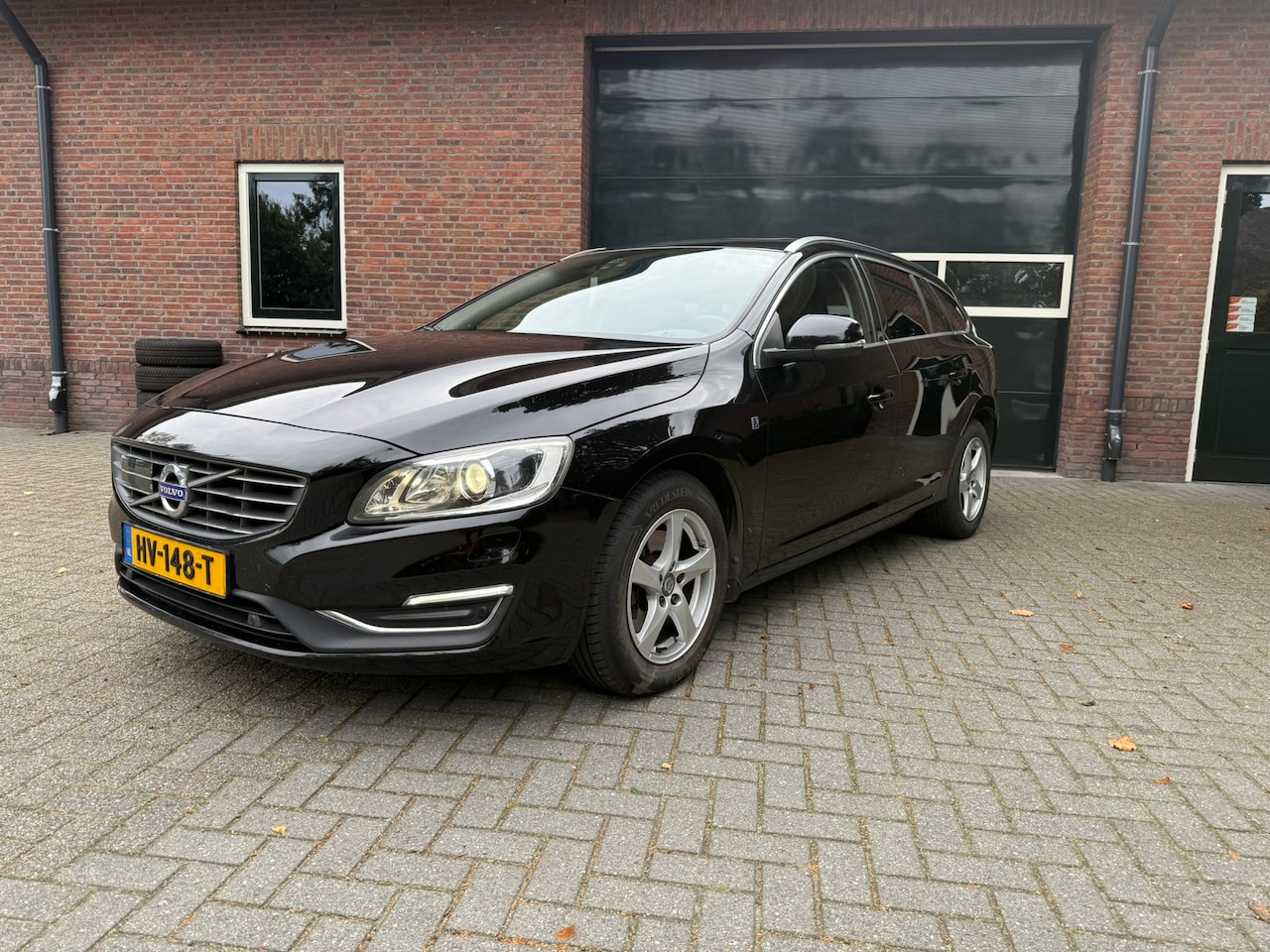 Volvo V60 - 2.0 D3 Ocean Race 2.0 D3 Ocean Race (EXPORT) - AutoWereld.nl