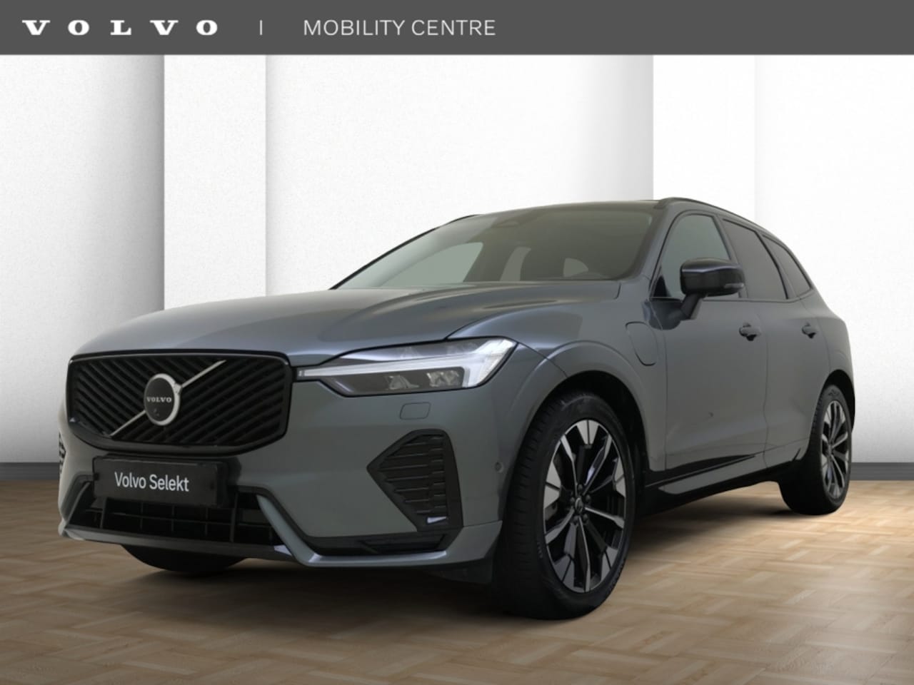 Volvo XC60 - T6 AWD Ultra Dark | Luchtvering | Trekhaak | 360° Camera | - AutoWereld.nl