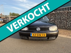 Volkswagen Golf - 1.4-16V