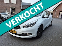Kia Cee'd - 1.6 GDI Plus Pack Navi Clima Cruise