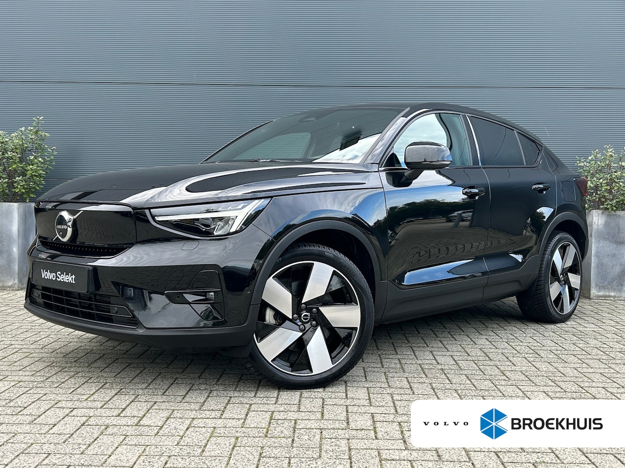 Volvo C40 - Recharge Ultimate 69 kWh | Harman/Kardon | Memory | Pilot Assist | 360 camera | Nubuck | - AutoWereld.nl