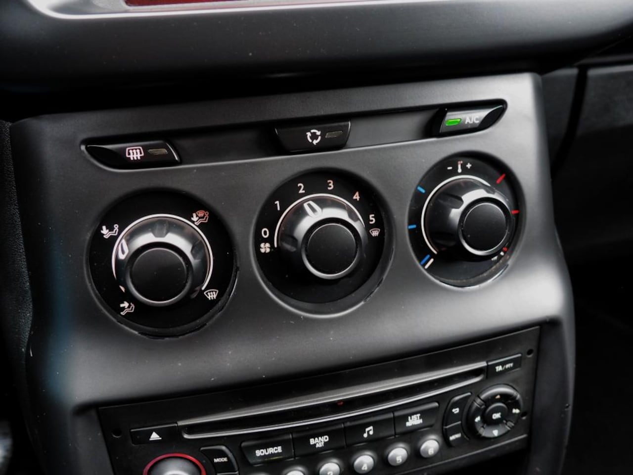 Citroën C3 - 1.0 Attraction AIRCO ELEK PAKKET TREKHAAK.