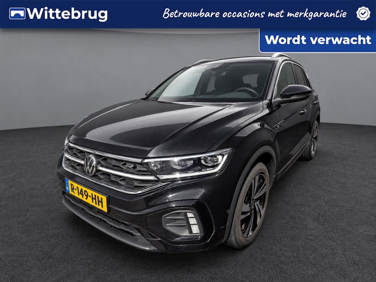Volkswagen T-Roc - 1.5 TSI R-Line Business+ / Digitaal dashboard / Navigatie / App connect / Camera / Parkeer - AutoWereld.nl