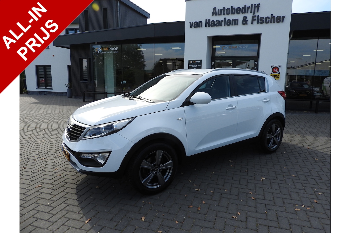 Kia Sportage - 1.6 GDI Vibe 1.6 GDI Vibe, Navi, Camera, Trekhaak - AutoWereld.nl