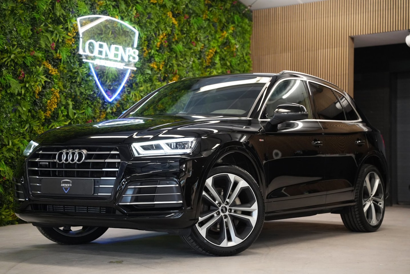 Audi Q5 - 55 TFSI e quattro S-Line / SOH99% / Camera / Cruise / 21 inch - AutoWereld.nl