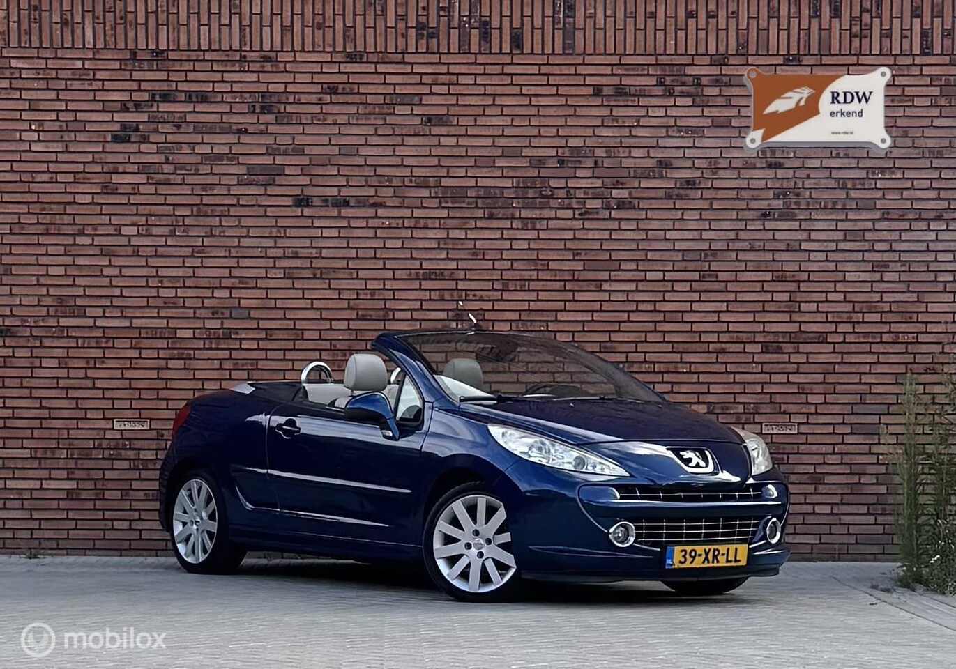 Peugeot 207 CC - 1.6-16V T Féline 1.6-16V T Féline,NEW APK,AIRCO,GEPOLIJST - AutoWereld.nl