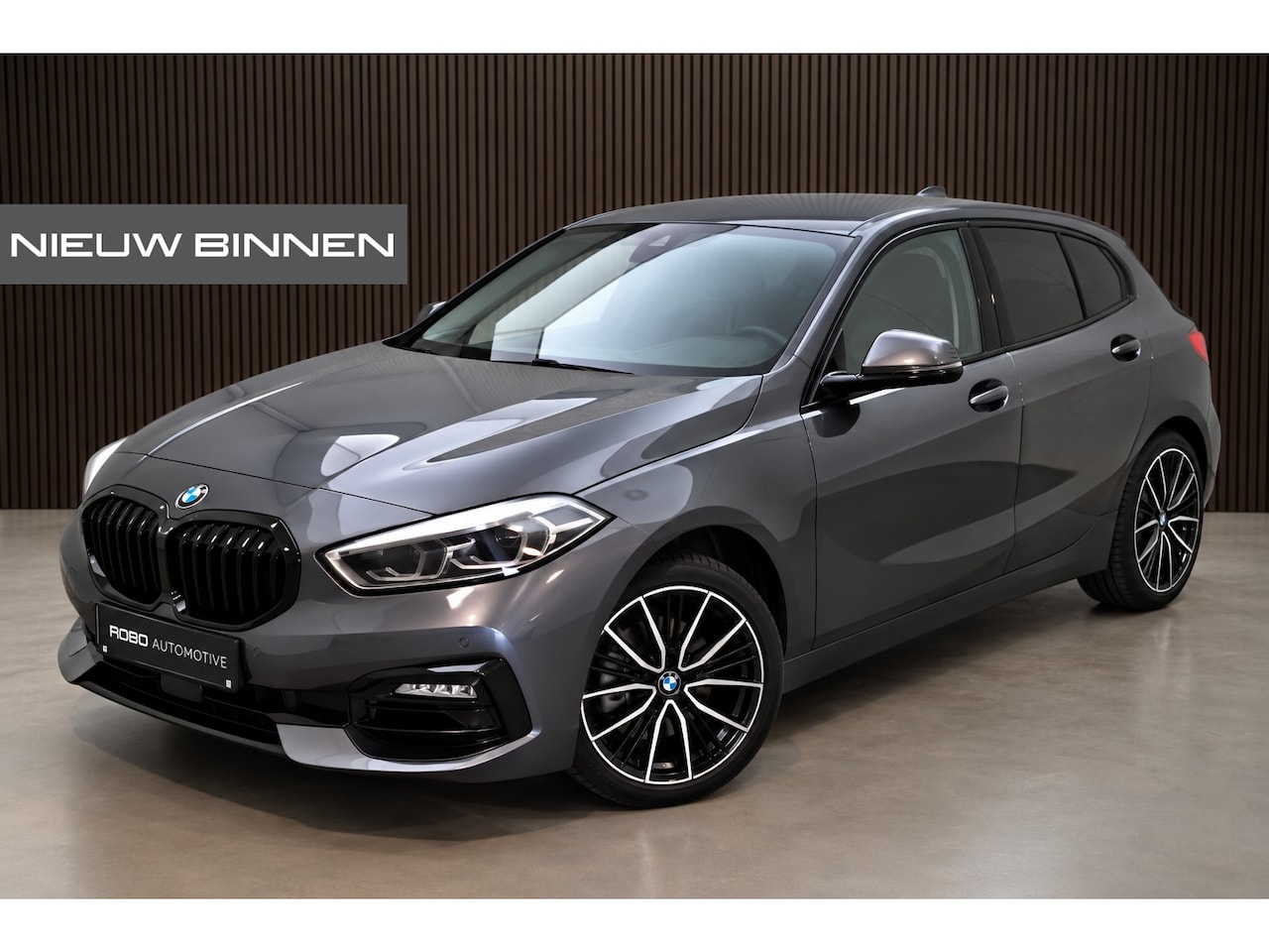 BMW 1-serie - 118i Executive Edition Sportline | Cruise Contol | Ambiance Verlichting | Navigatie | Keyl - AutoWereld.nl