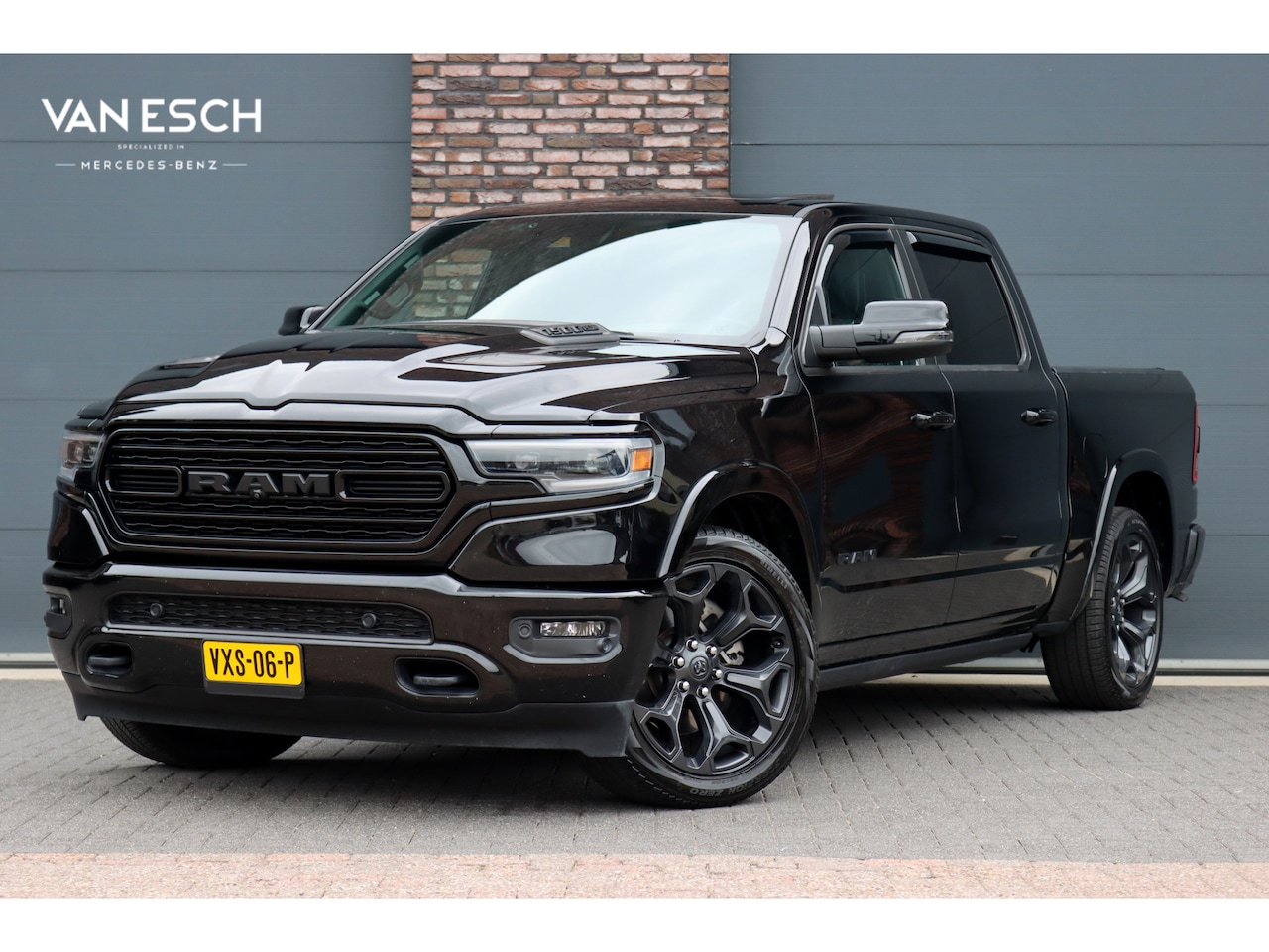 Dodge Ram 1500 - 5.7 V8 4x4 Crew Cab Limited | Prins-LPG | Luchtvering | Stoelventilatie V+A | Trekhaak | P - AutoWereld.nl