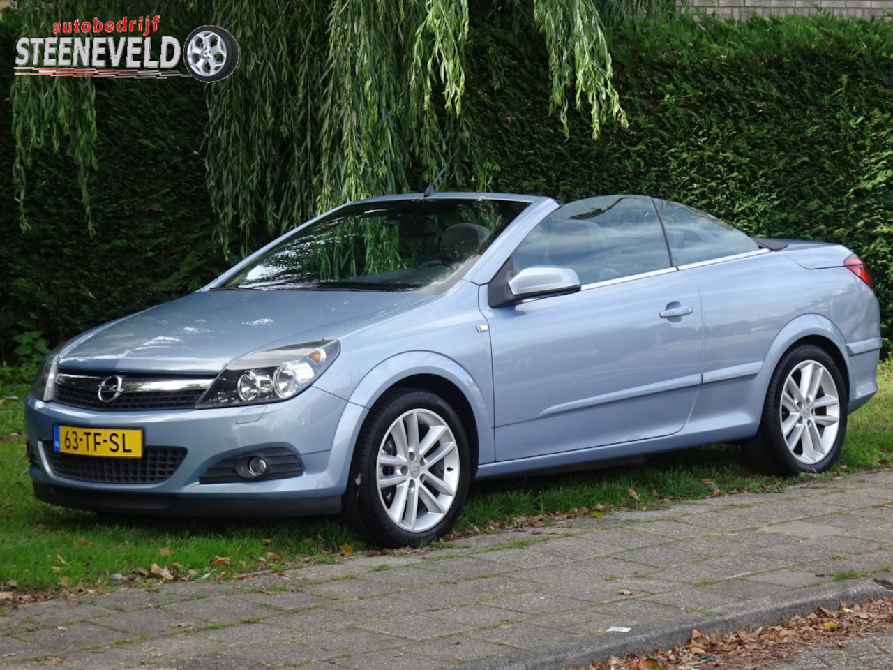 Opel Astra TwinTop - 1.6 Cosmo Distributieriem vervangen - AutoWereld.nl