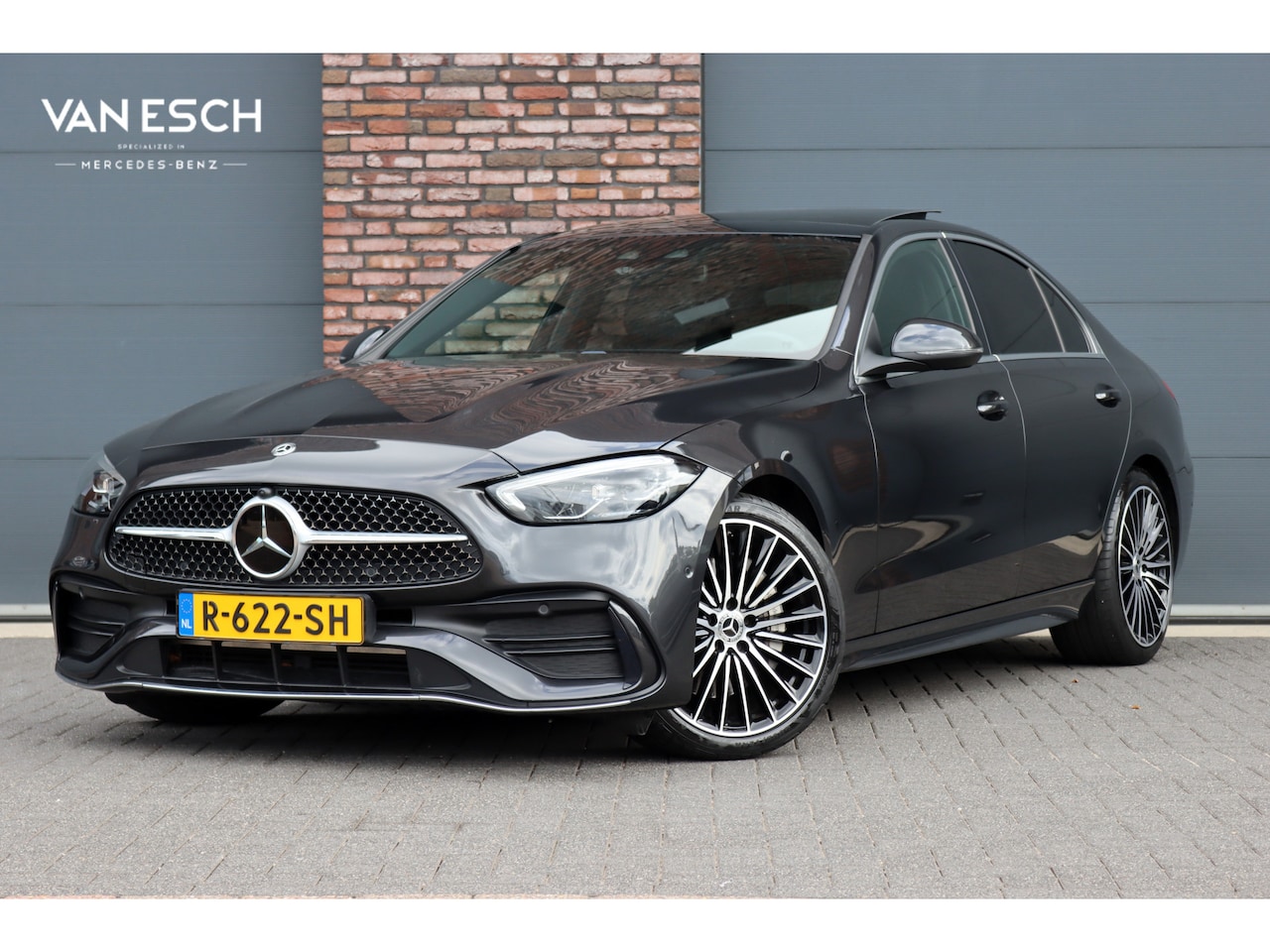 Mercedes-Benz C-klasse - 200 AMG Line | Panoramadak | Distronic+ | Camera | Sfeerverlichting Premium | Zitcomfortpa - AutoWereld.nl