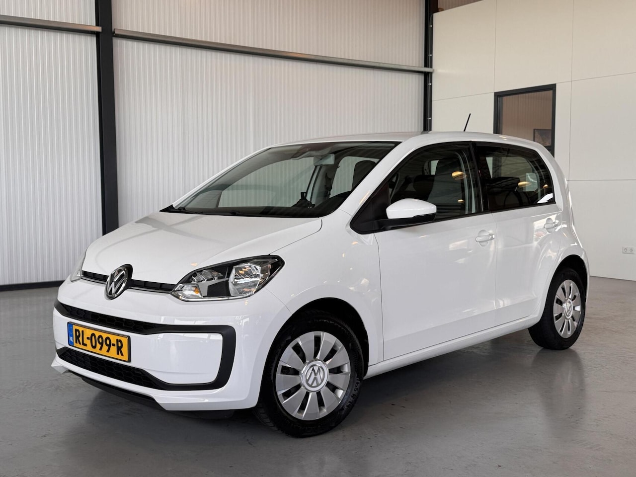 Volkswagen Up! - 1.0 BMT move up! 1.0 BMT move up! - AutoWereld.nl